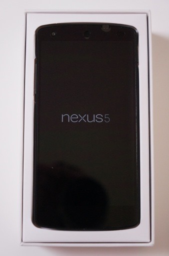 Nexus5Unboxing_7_sh