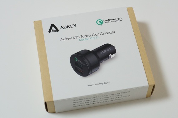 AukeyQC2.0CarCharger_26_sh