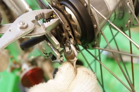 how_to_fix_bicycle_rear_tire_45_sh