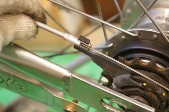 how_to_fix_bicycle_rear_tire_47_sh