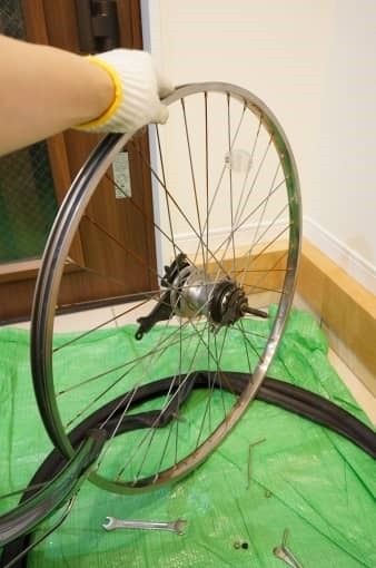 how_to_fix_bicycle_rear_tire_51_sh